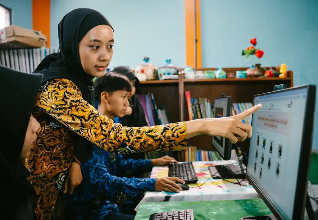 Telkom Perkuat Pendidikan Inklusif lewat Dukungan Digital di 71 SLB